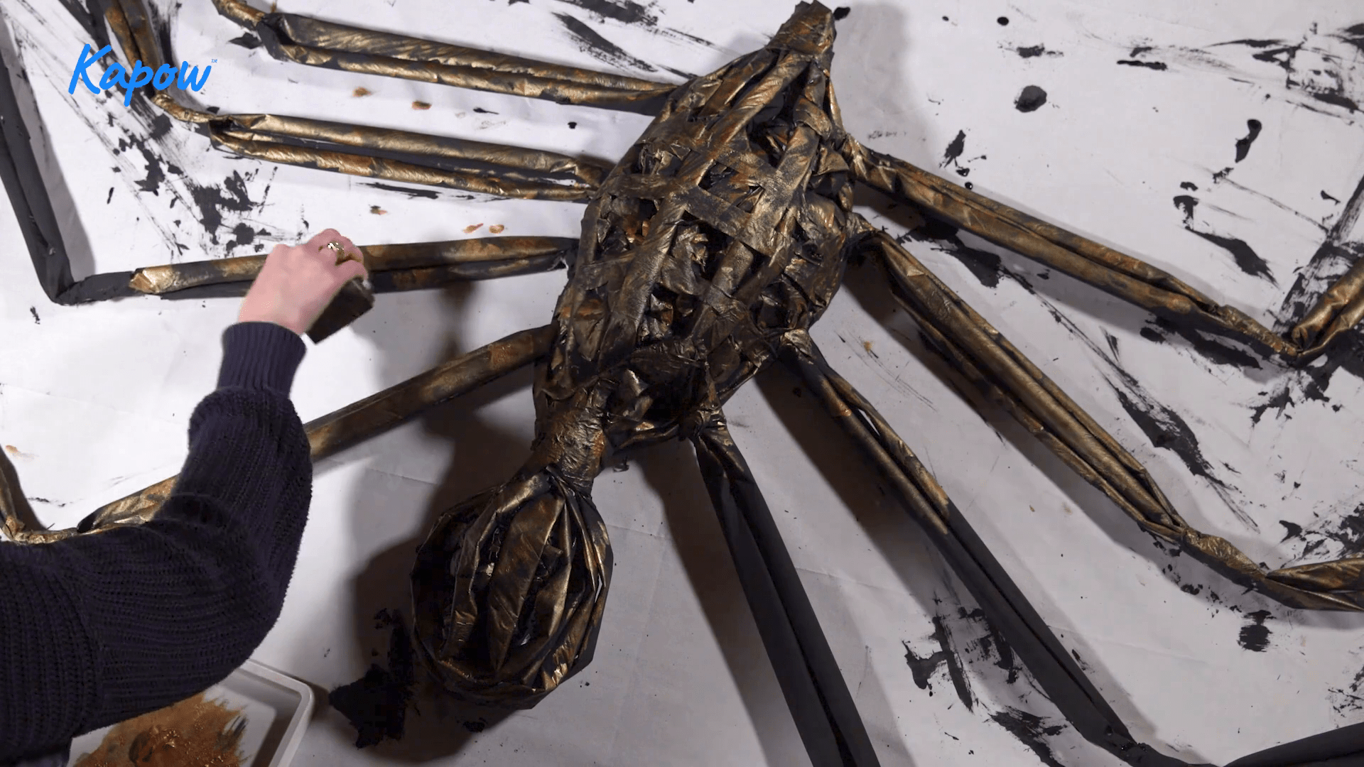 Teacher video: Giant spider model part 2